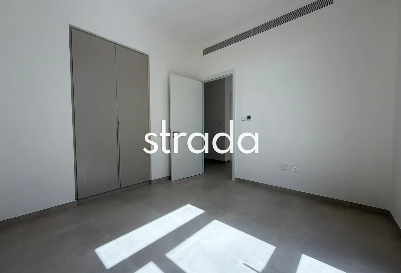 4Bed + Family | Park View | Single Row