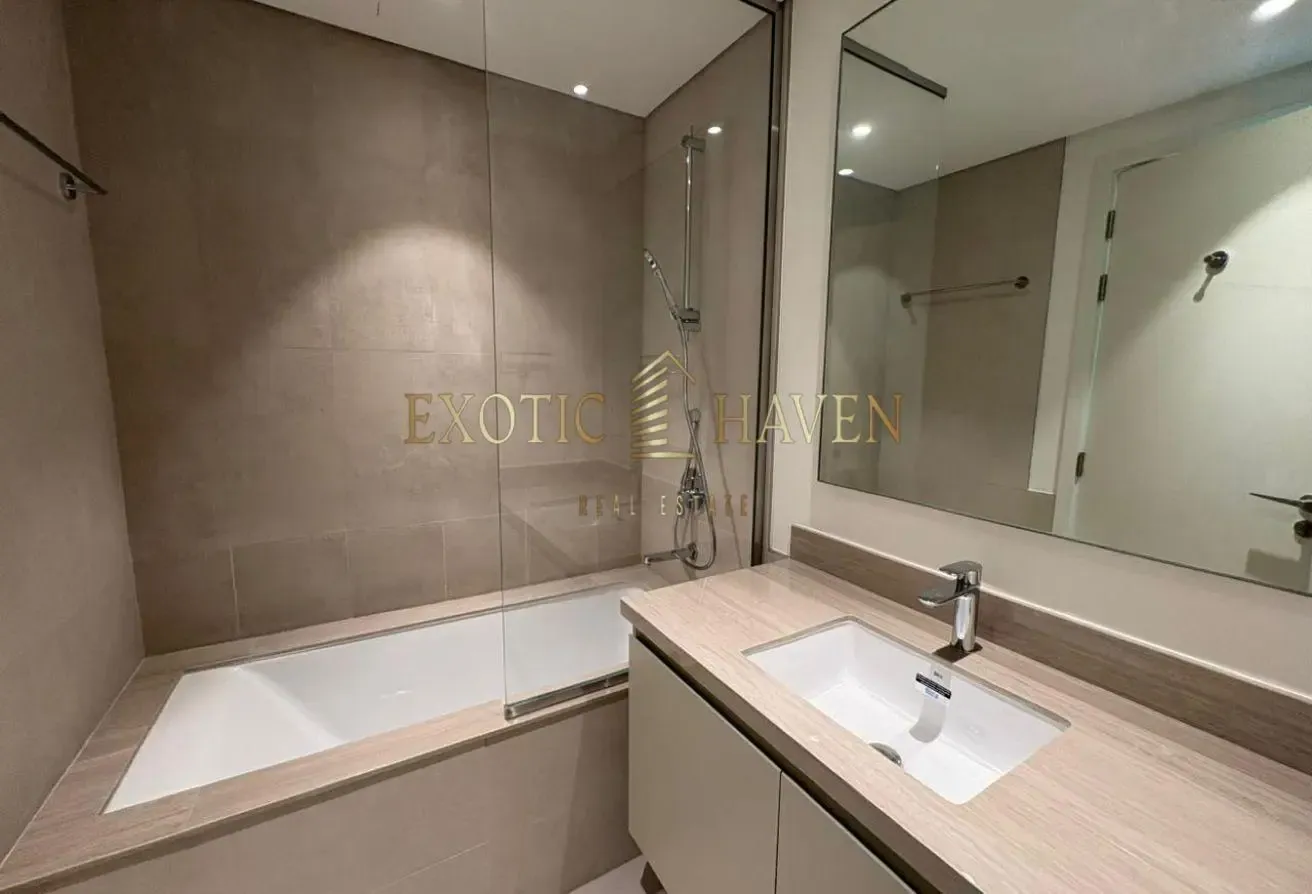 Brand New | Single Row | Ready to Move In