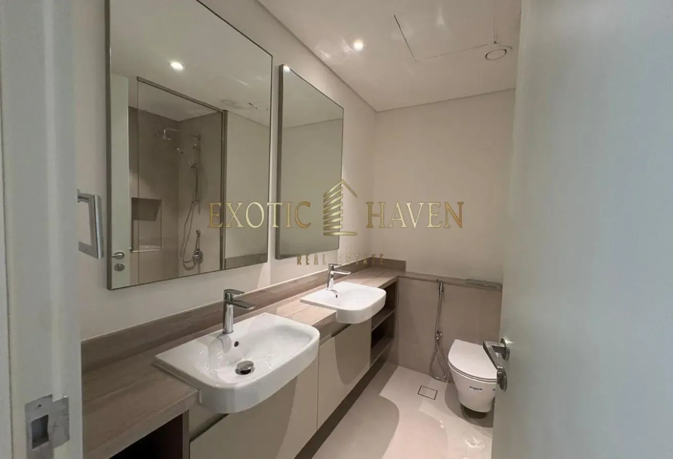 Brand New | Single Row | Ready to Move In