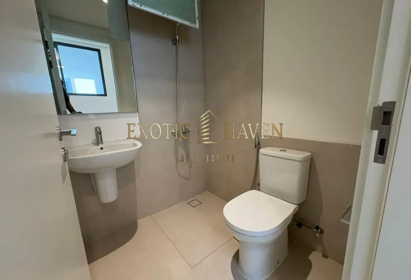 Brand New | Single Row | Ready to Move In
