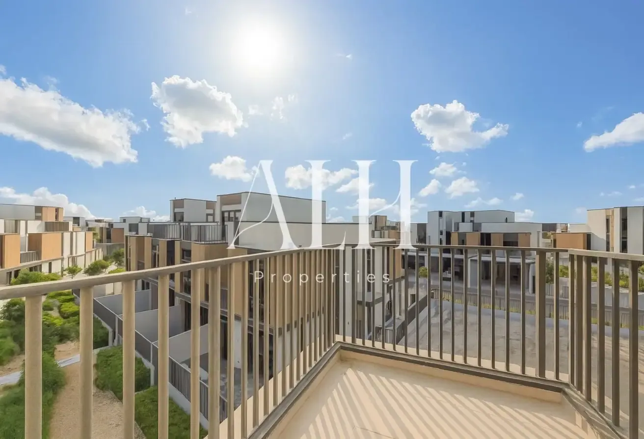 Full Corner G+2 | Large Plot | Kitchen Appliances