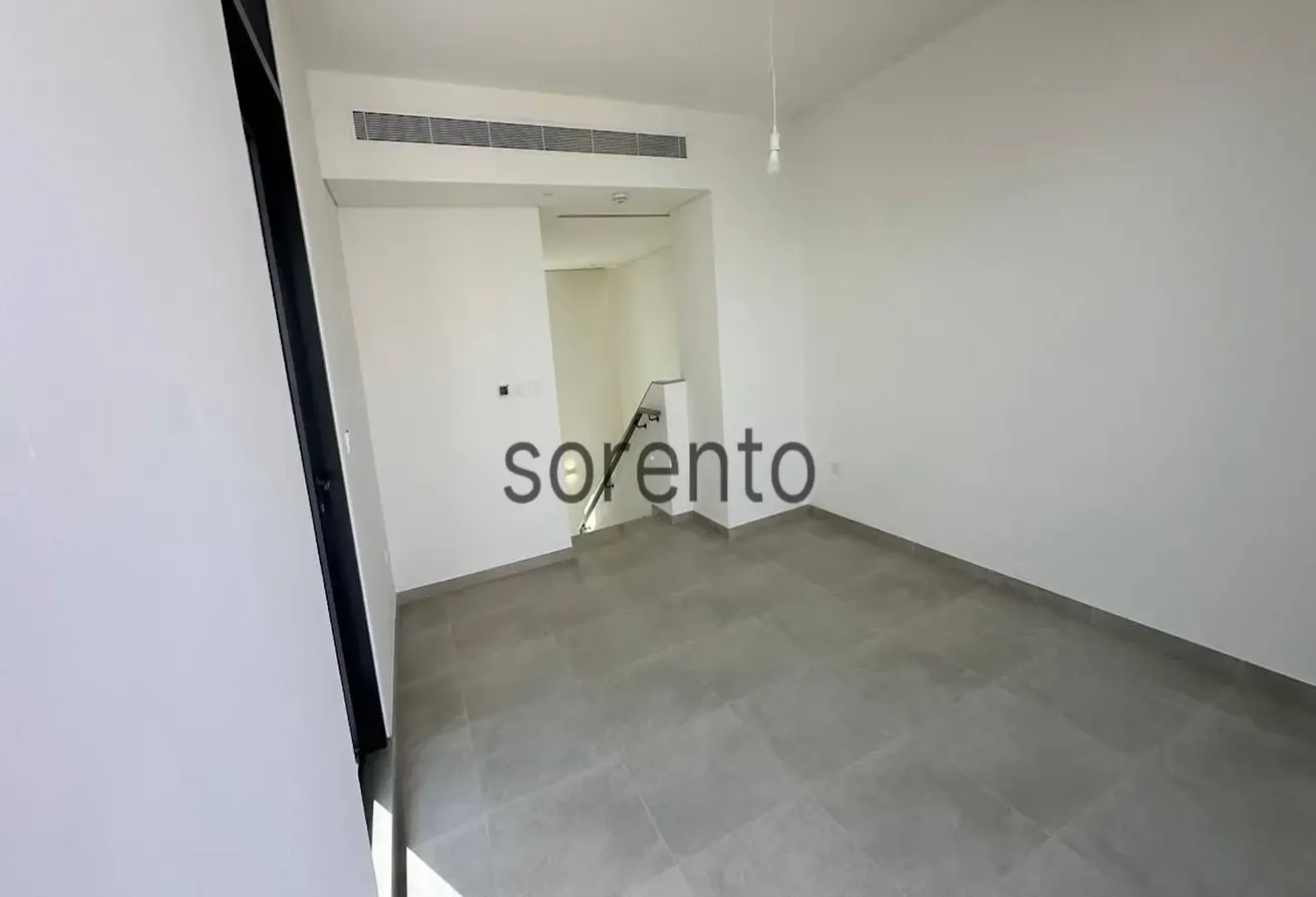 3 bed | G+2 | park facing | view today