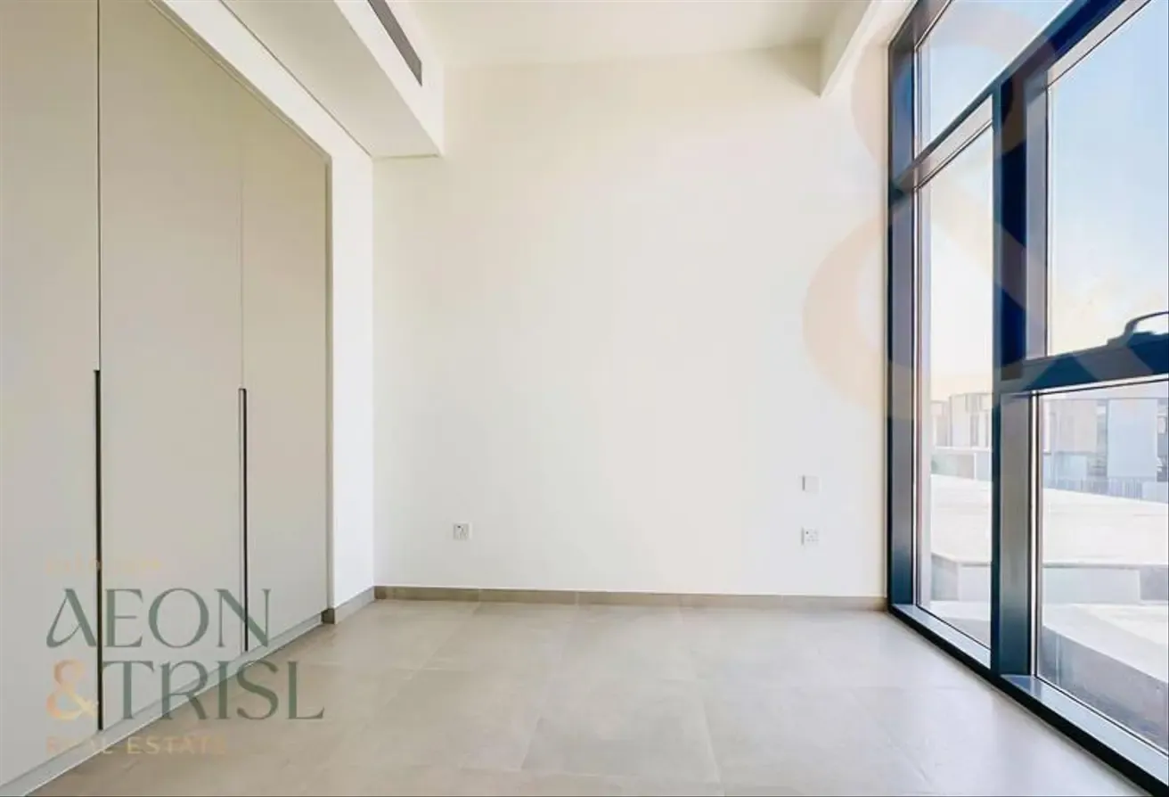 Family Living Mudon | 3B+Maid | Private Garden