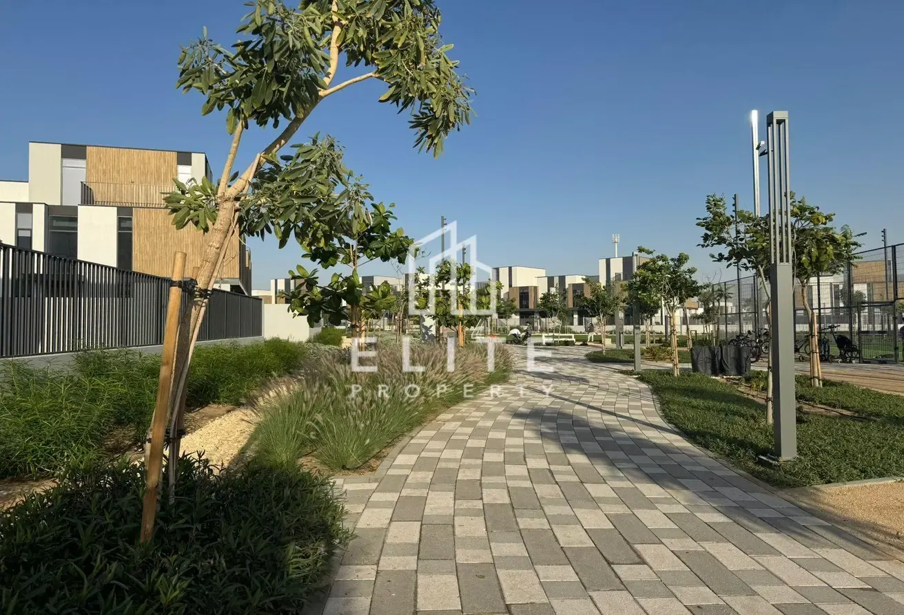 Ready 2 Move | Infront of Park | Vastu Compliant