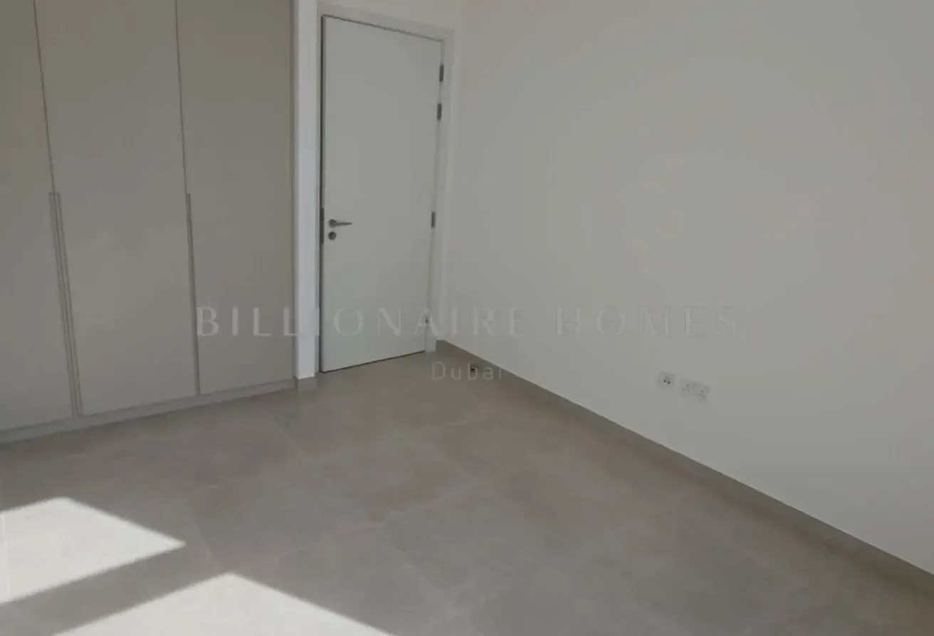Single Row | Steps to the Pool | Multiple Cheques
