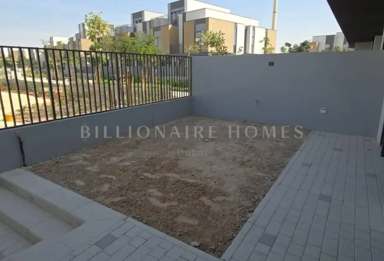 Single Row | Steps to the Pool | Multiple Cheques