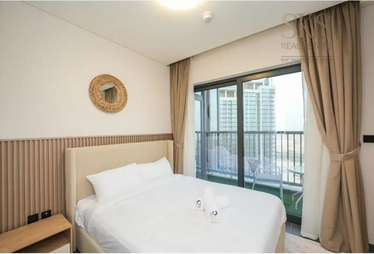 Luxury Fully Furnished 2 BHK APT + Maidroom