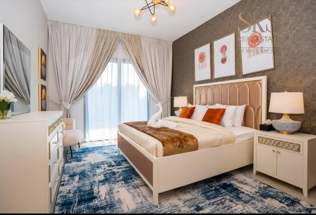 Luxury Fully Furnished 2 BHK APT + Maidroom