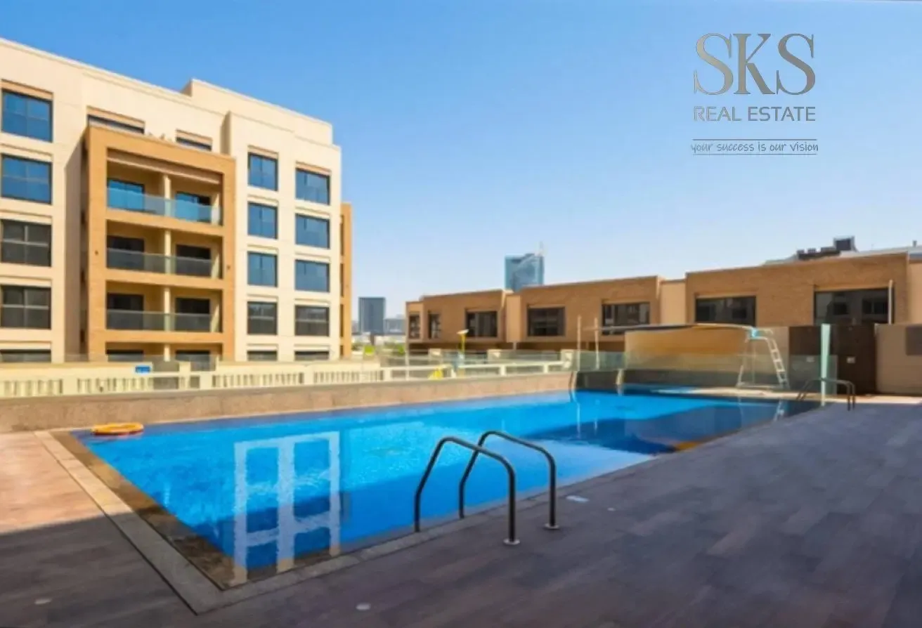 Luxury Fully Furnished 2 BHK APT + Maidroom