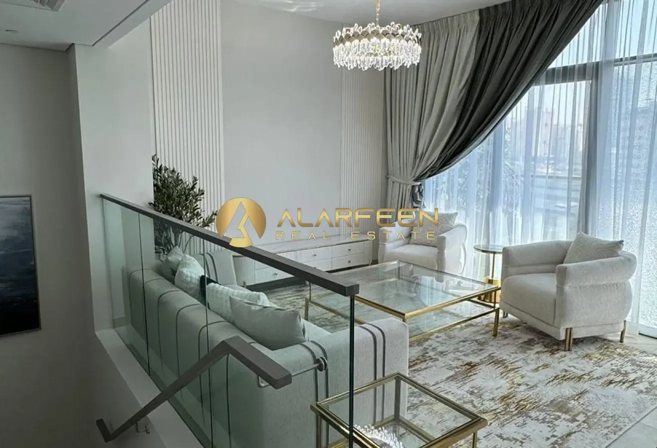 Luxury 2BHK Duplex | Maid's Room | Fully Furnished