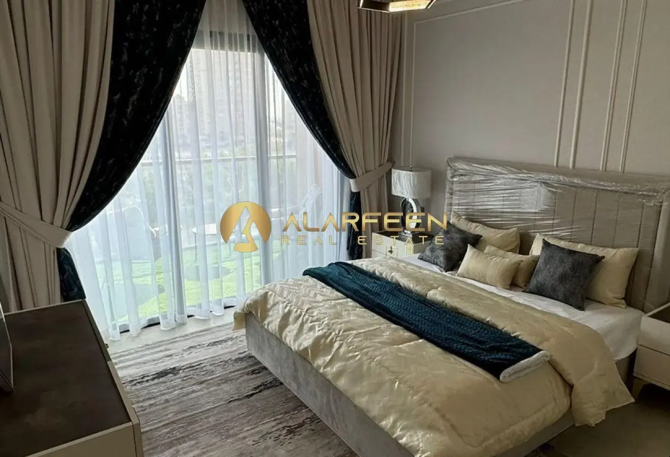 Luxury 2BHK Duplex | Maid's Room | Fully Furnished