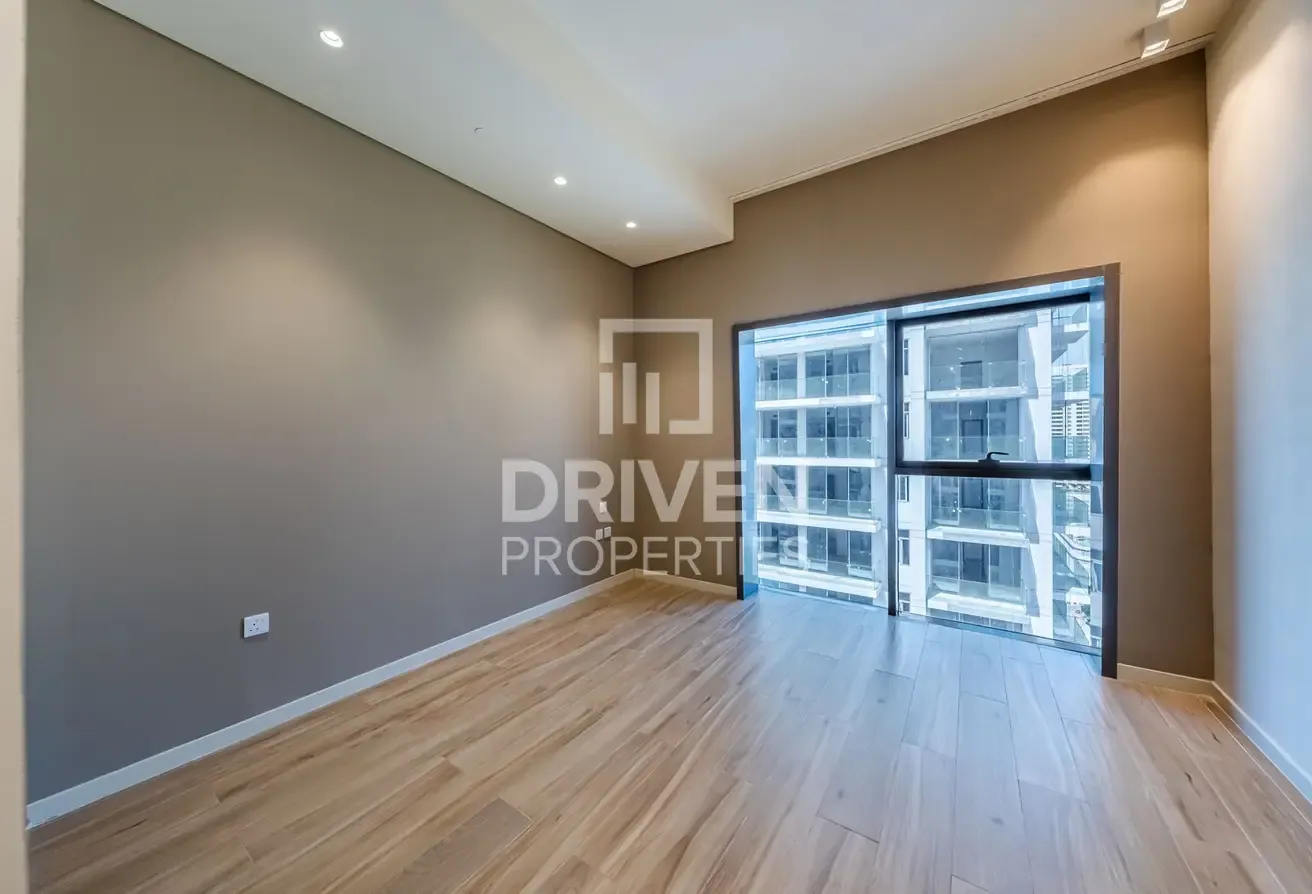 Modern Layout | Prime Location | Elegant Apartment