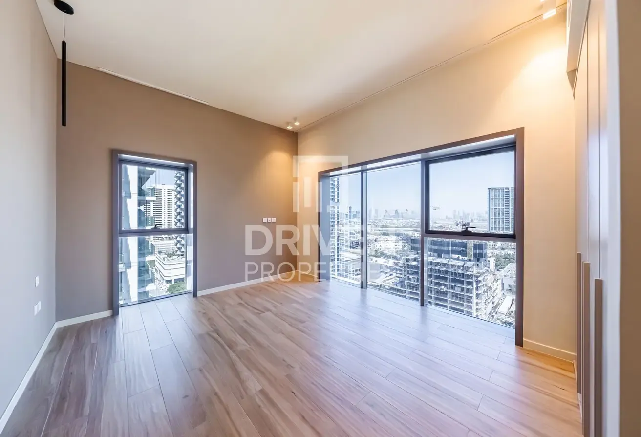 Modern Layout | Prime Location | Elegant Apartment