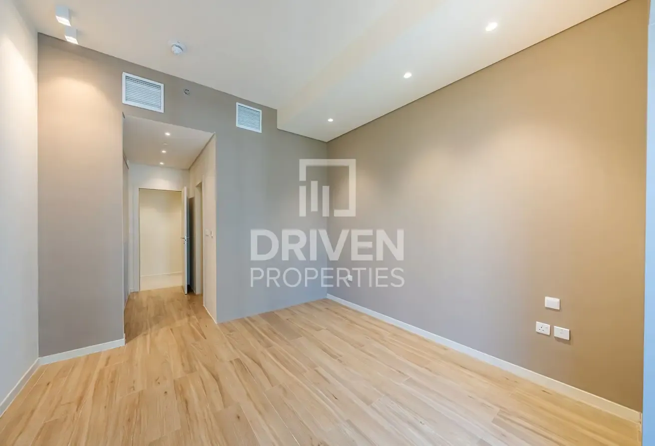Modern Layout | Prime Location | Elegant Apartment