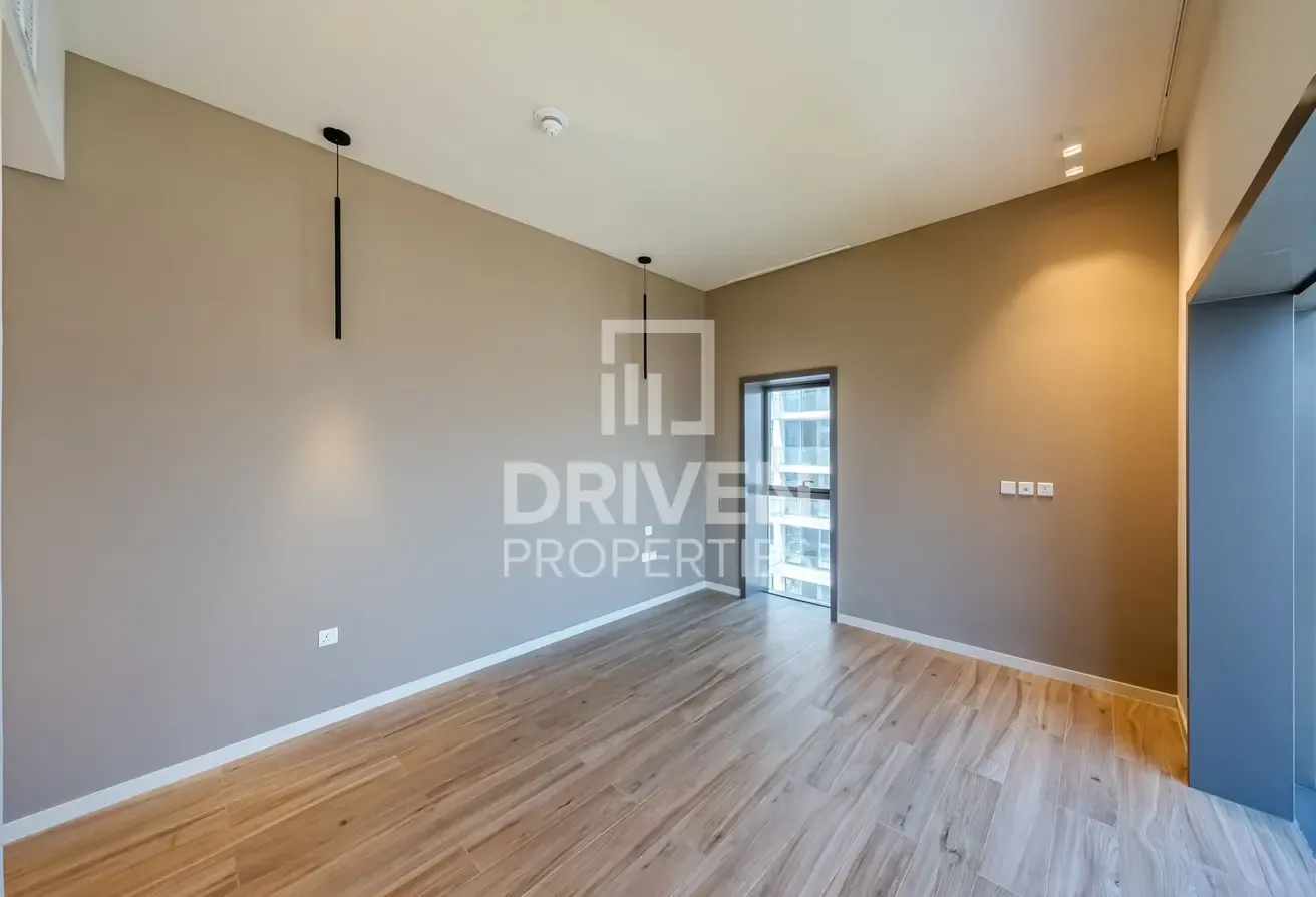 Modern Layout | Prime Location | Elegant Apartment
