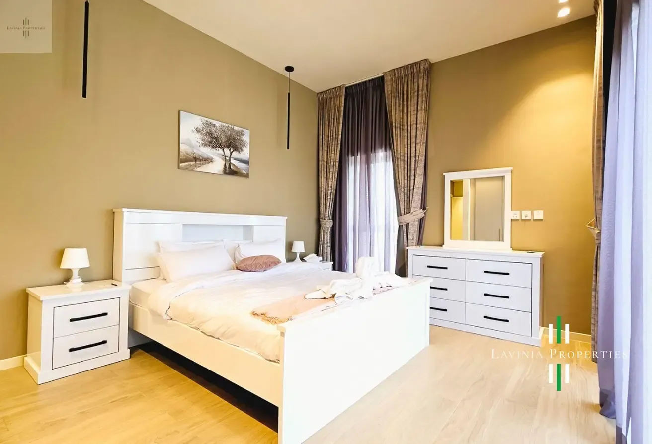 FULLY FURNISHED 2 BHK | EXCELLENT BUILT QUALITY