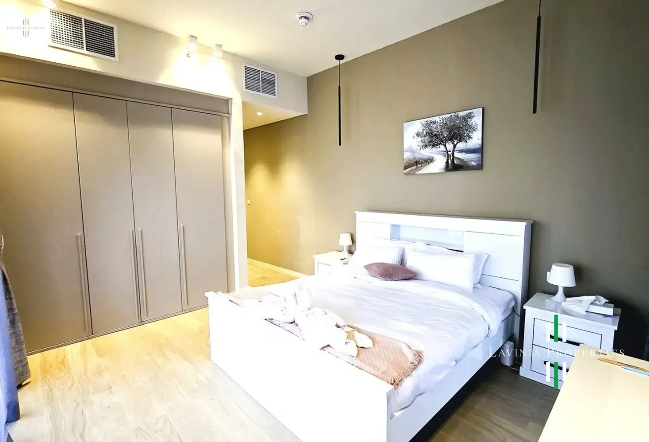 FULLY FURNISHED 2 BHK | EXCELLENT BUILT QUALITY