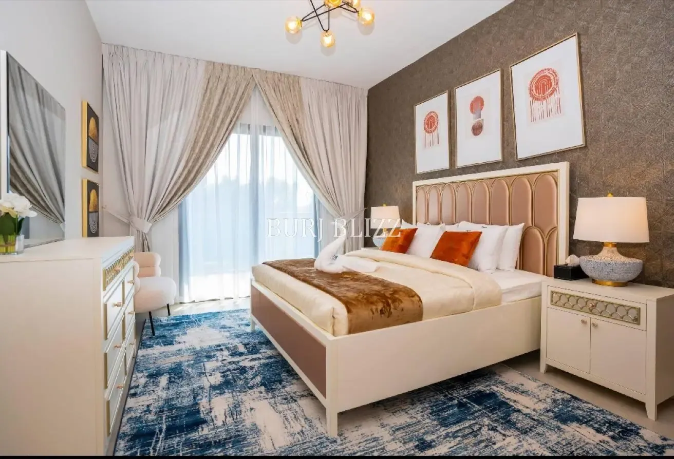 Refined Living | 2BR+Maid Room | Community View