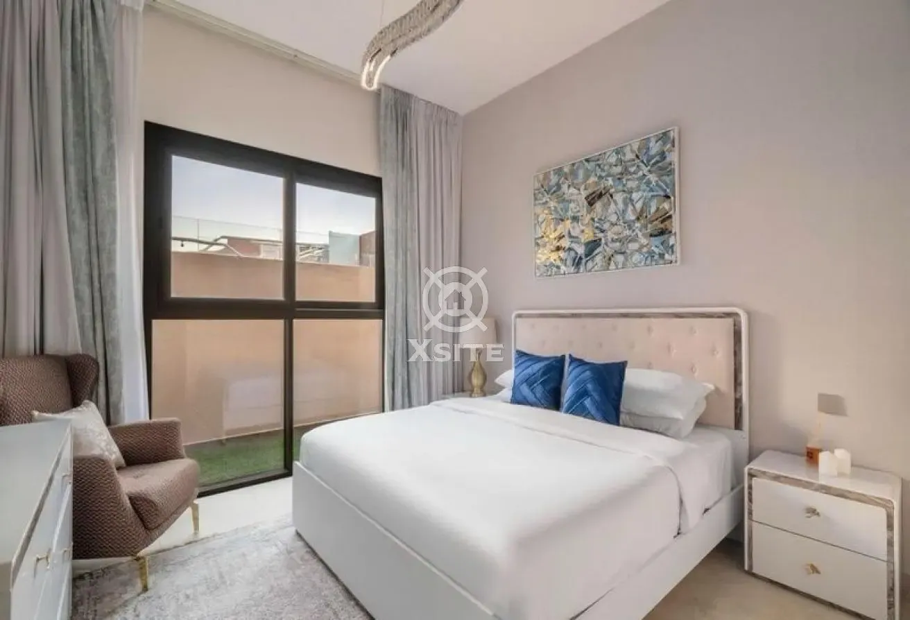 Luxury 2 BR + Maid’s | Fully Furnished | Vacant