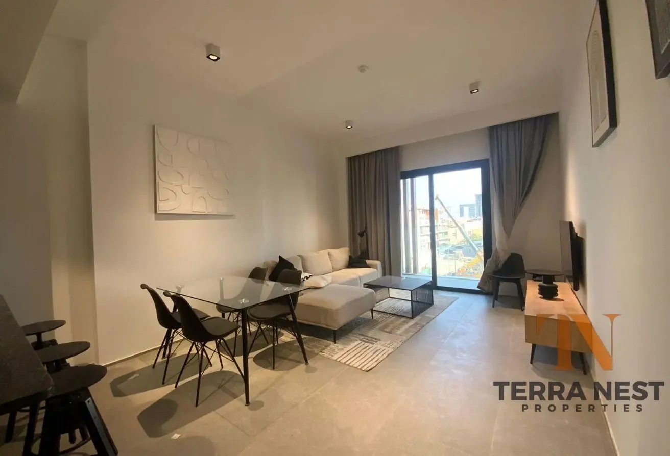 LUXURIOUSLY FURNISHED | LAUNDRY ROOM | SPACIOUS