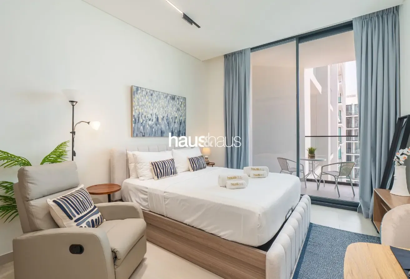 Charming Pool View | Fully Furnished Studio