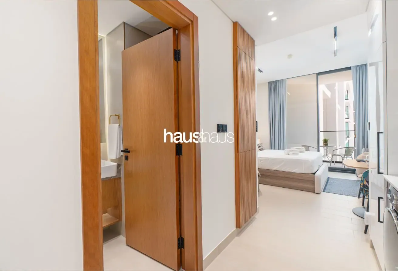Charming Pool View | Fully Furnished Studio