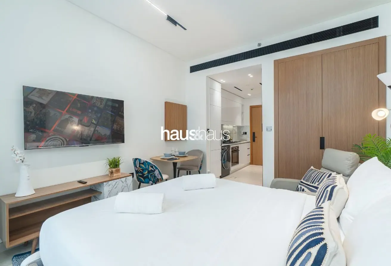 Charming Pool View | Fully Furnished Studio