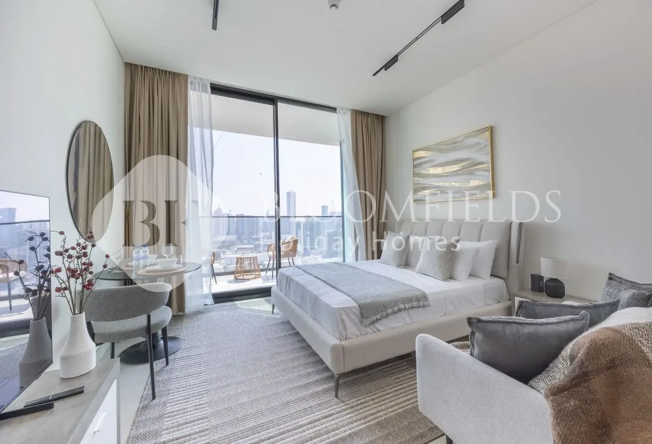 Modern Studio l Panoramic City Views l Call Now