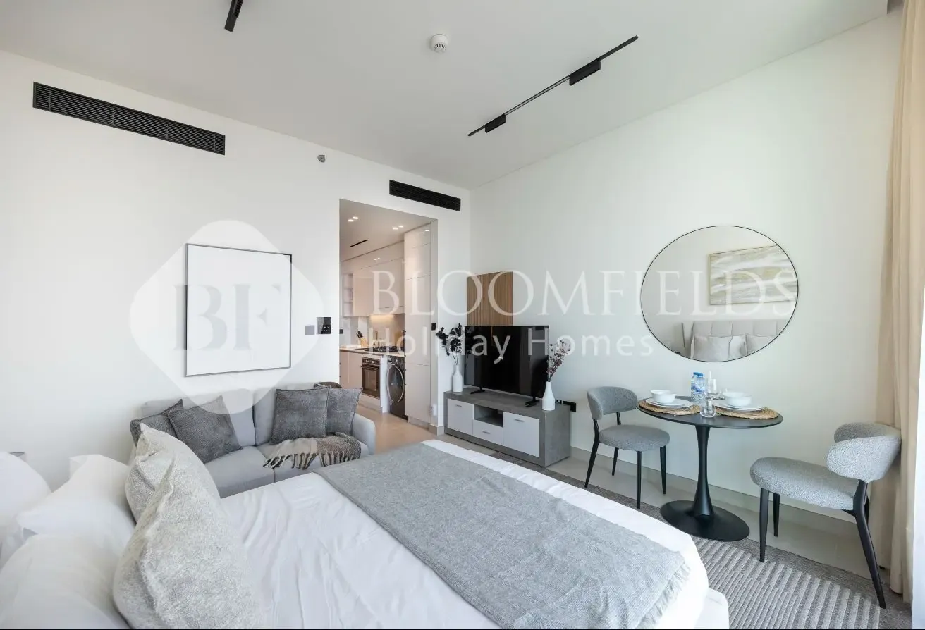 Modern Studio l Panoramic City Views l Call Now