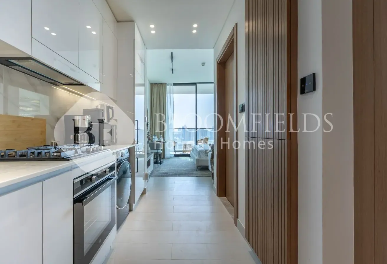 Modern Studio l Panoramic City Views l Call Now