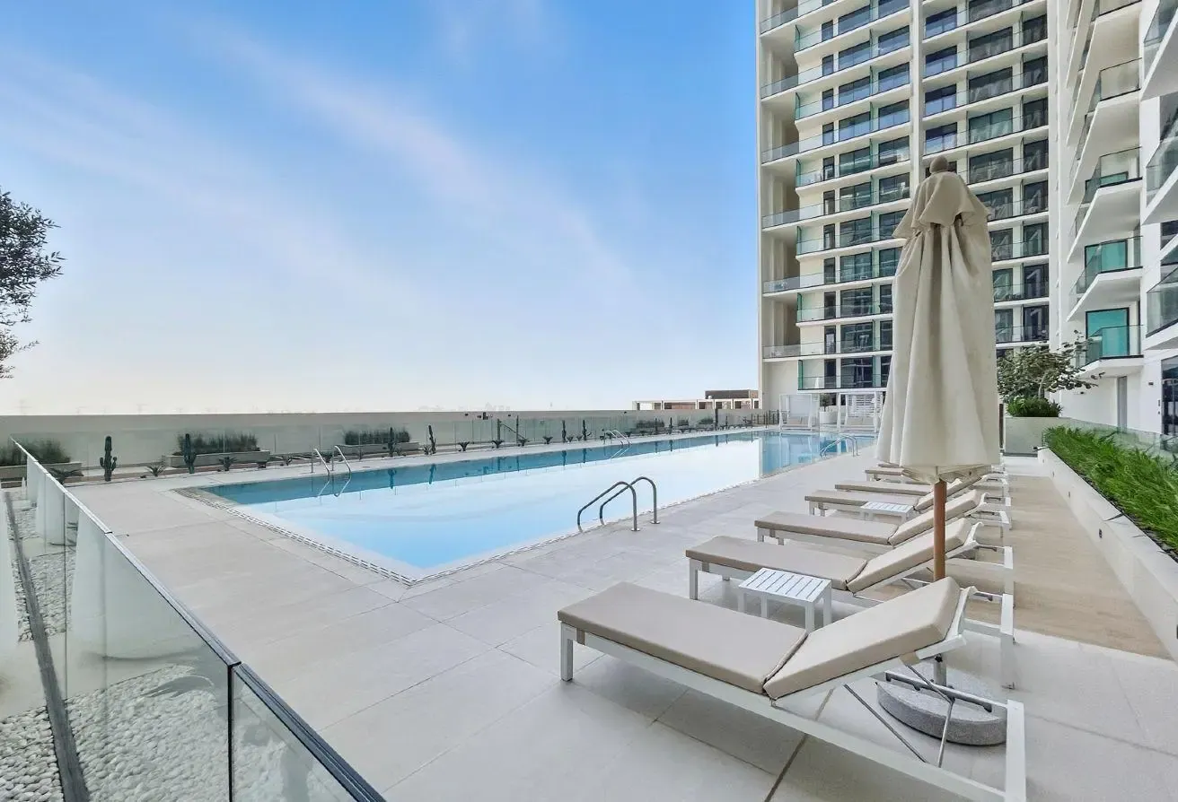 Chic Studio w/Balcony Offer