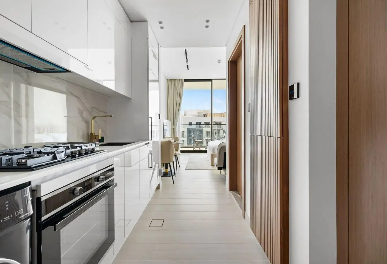Chic Studio w/Balcony Offer