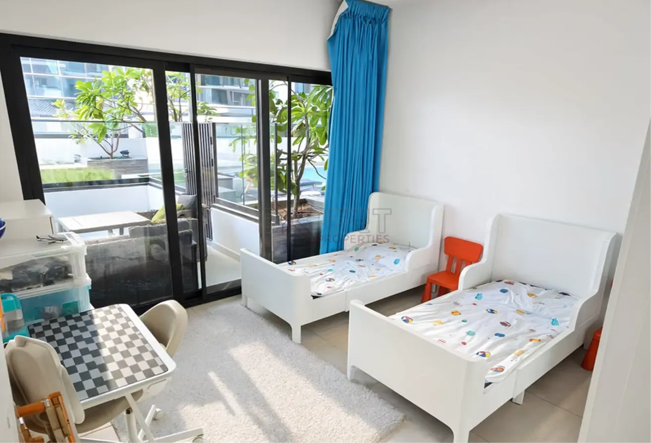 Spacious 2BR | Fully Furnished | Community View