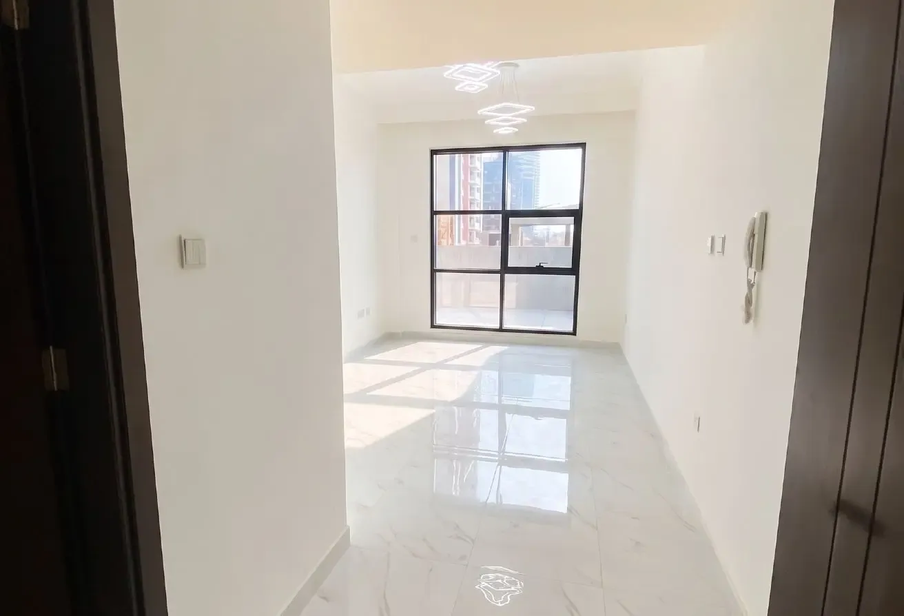 Bright 1bedroom Plus Maid room | Community View