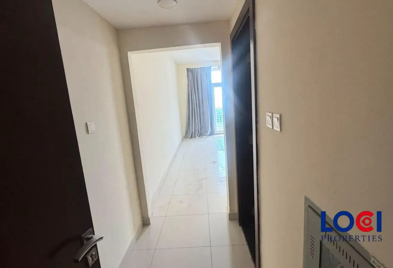 READY TO MOVE | BALCONY & ROAD VIEWS