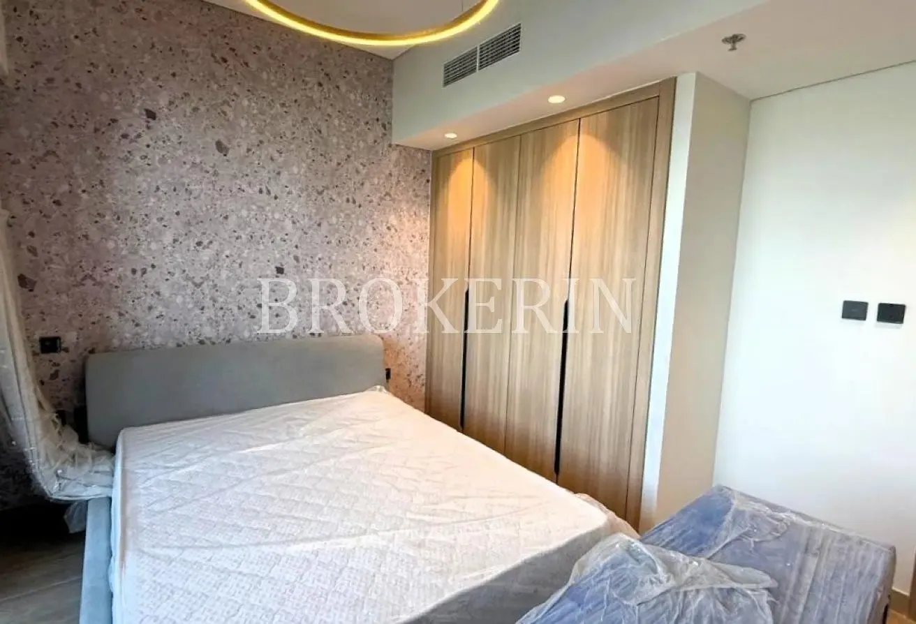 BRIGHT & SPACIOUS | BRAND NEW | GREAT AMENITIES