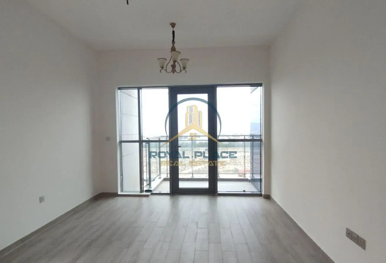 BELOW MARKET PRICE (1 MONTH FREE) MOST SPACIOUS!!