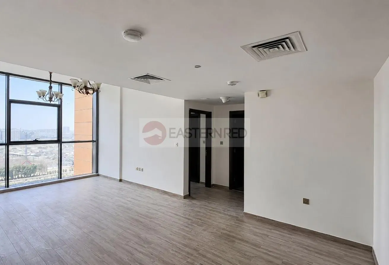 COMMUNITY VIEW - CLOSED KITCHEN - SUMMER OFFER!!!