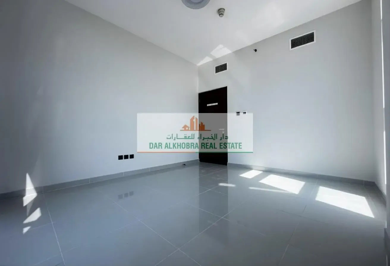 1 Bedroom Apartment | Best Price | Street View