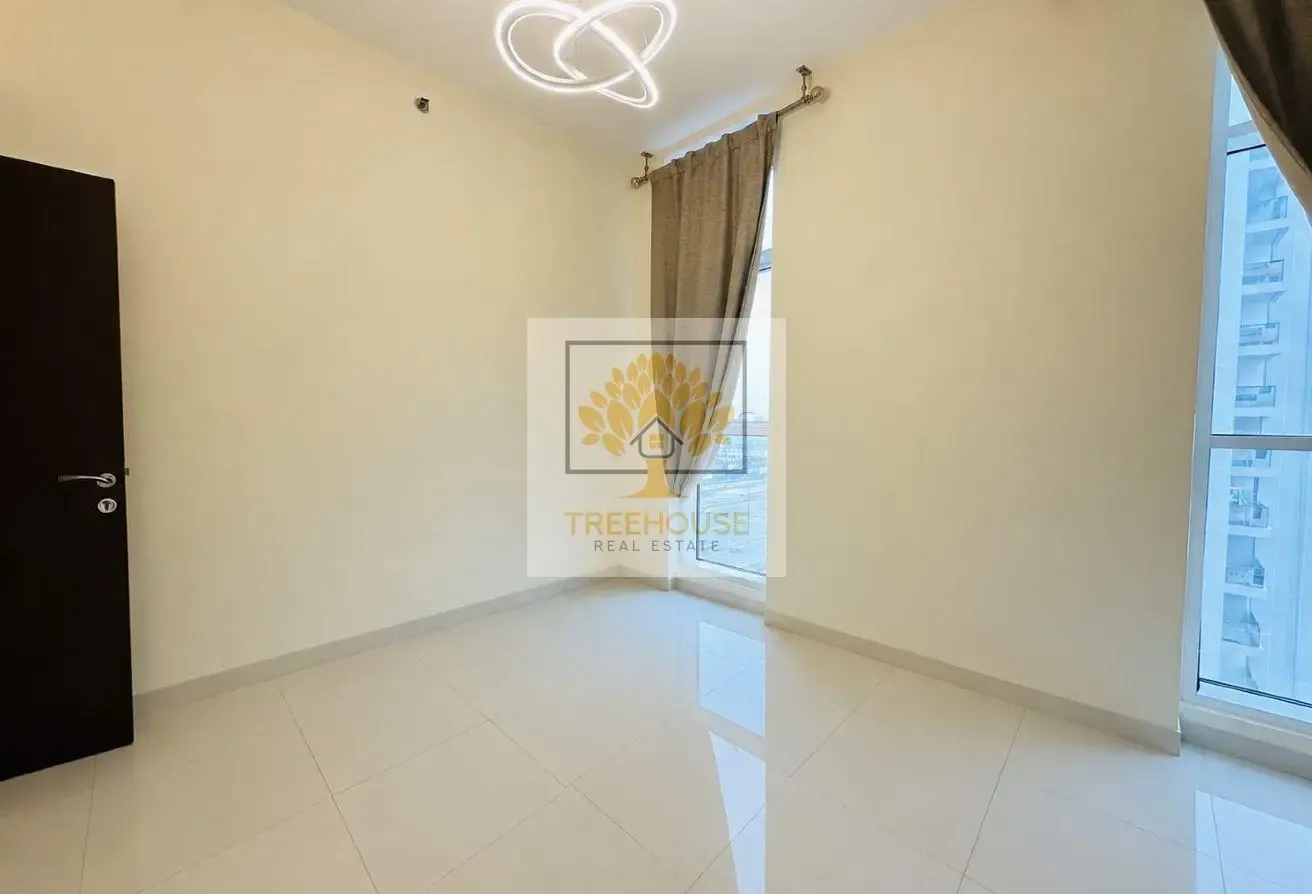 SPACIOUS 1 BR | HIGH FLOOR | 4 CHEQUES