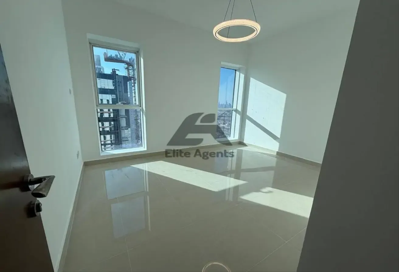 COMMUNITY VIEW | HIGH FLOOR | READY TO MOVE