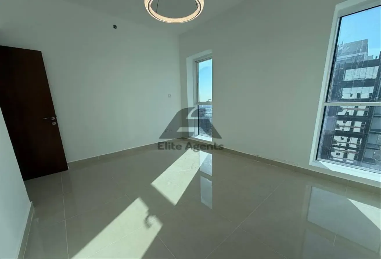COMMUNITY VIEW | HIGH FLOOR | READY TO MOVE