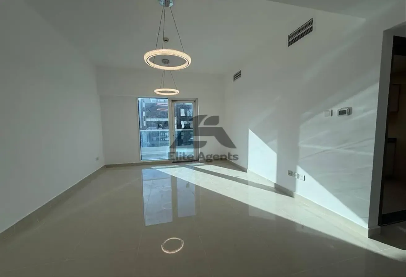 COMMUNITY VIEW | HIGH FLOOR | READY TO MOVE