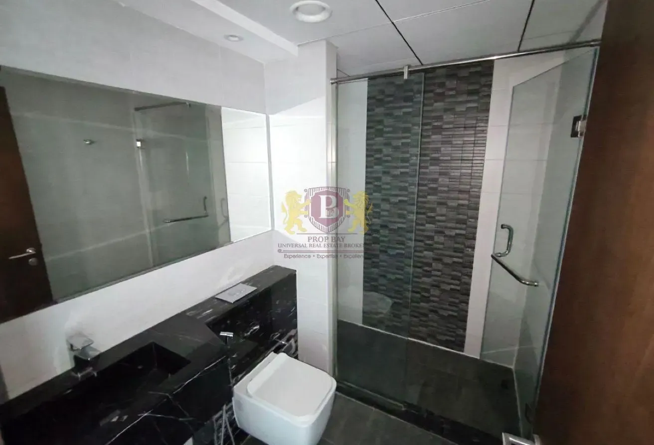 Spacious 1BR | Closed kitchen | Ready to Move In