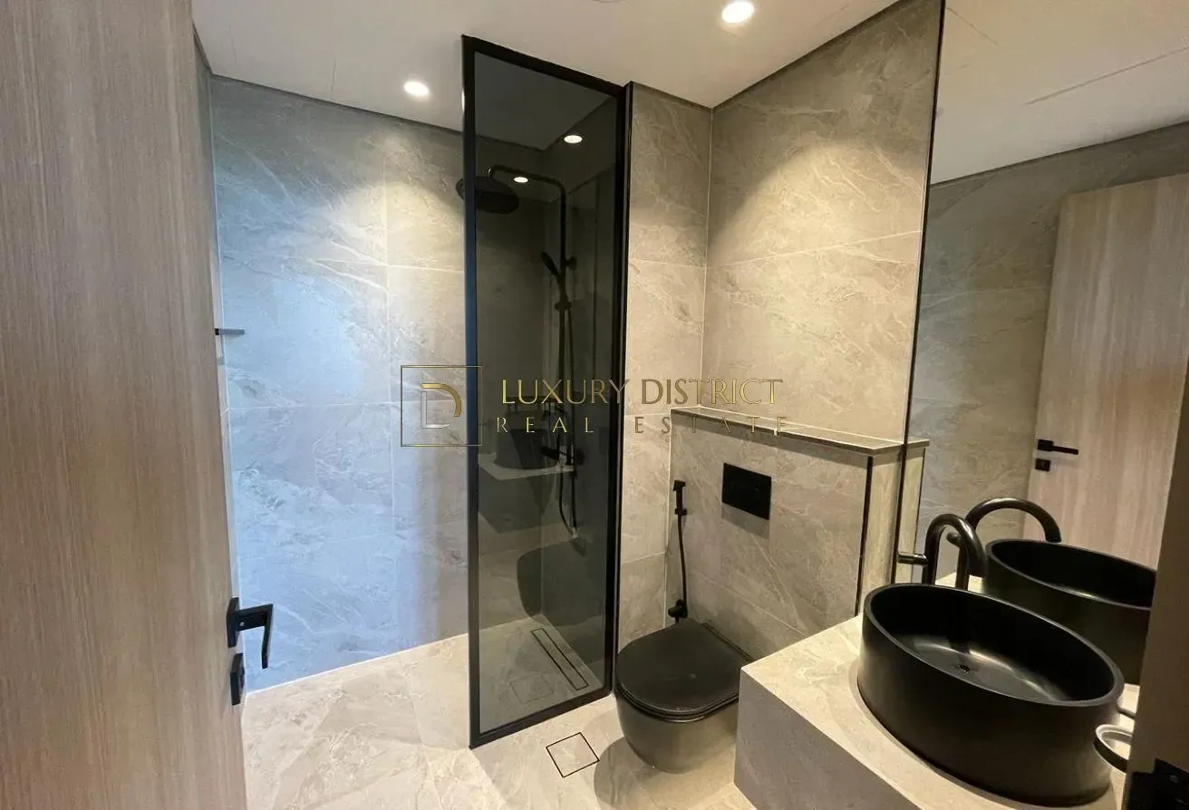 BRAND NEW|SEMI FURNISHED|PREMIUM LOCATION