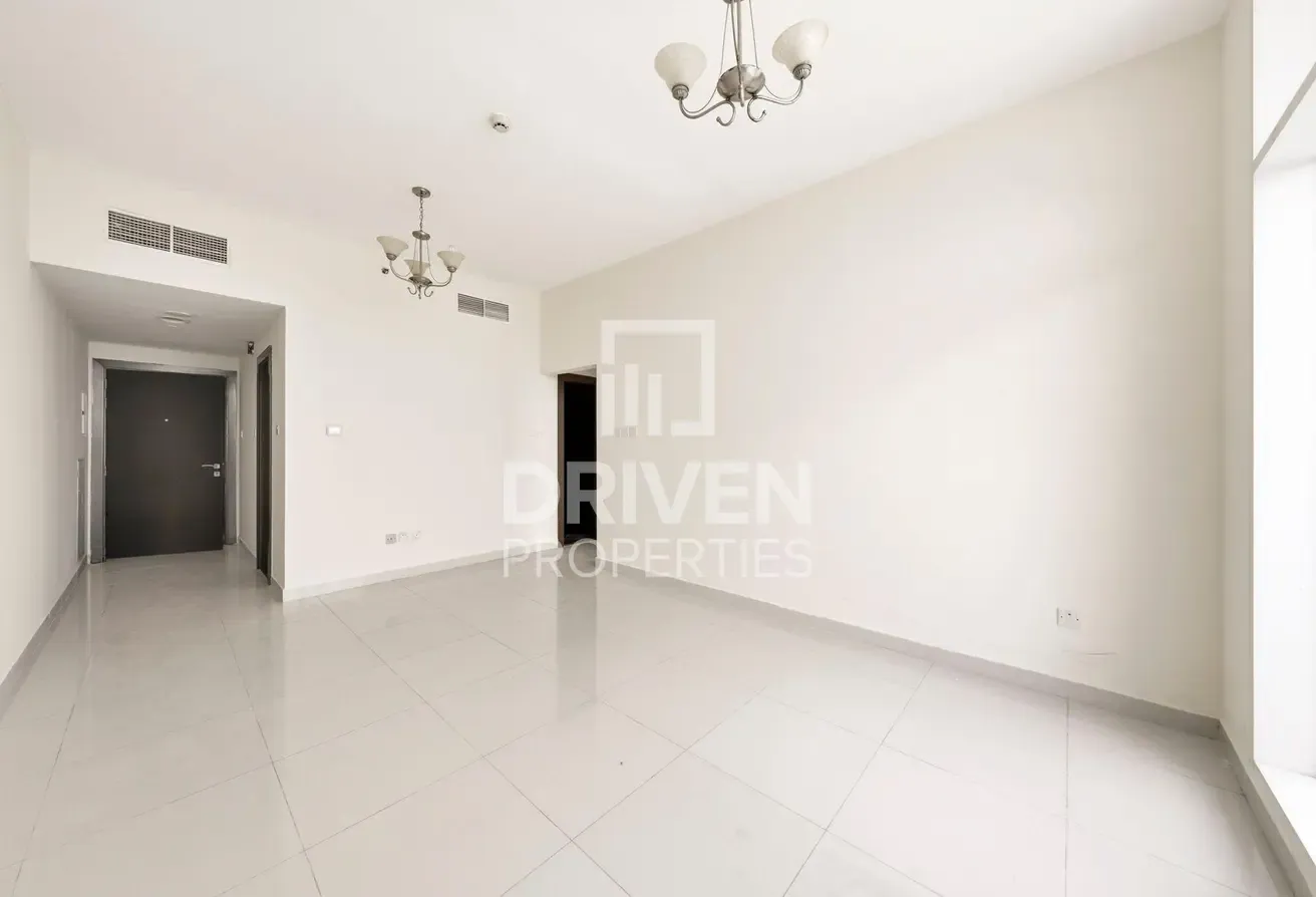Ready to move in | Bright Apt | Prime Location