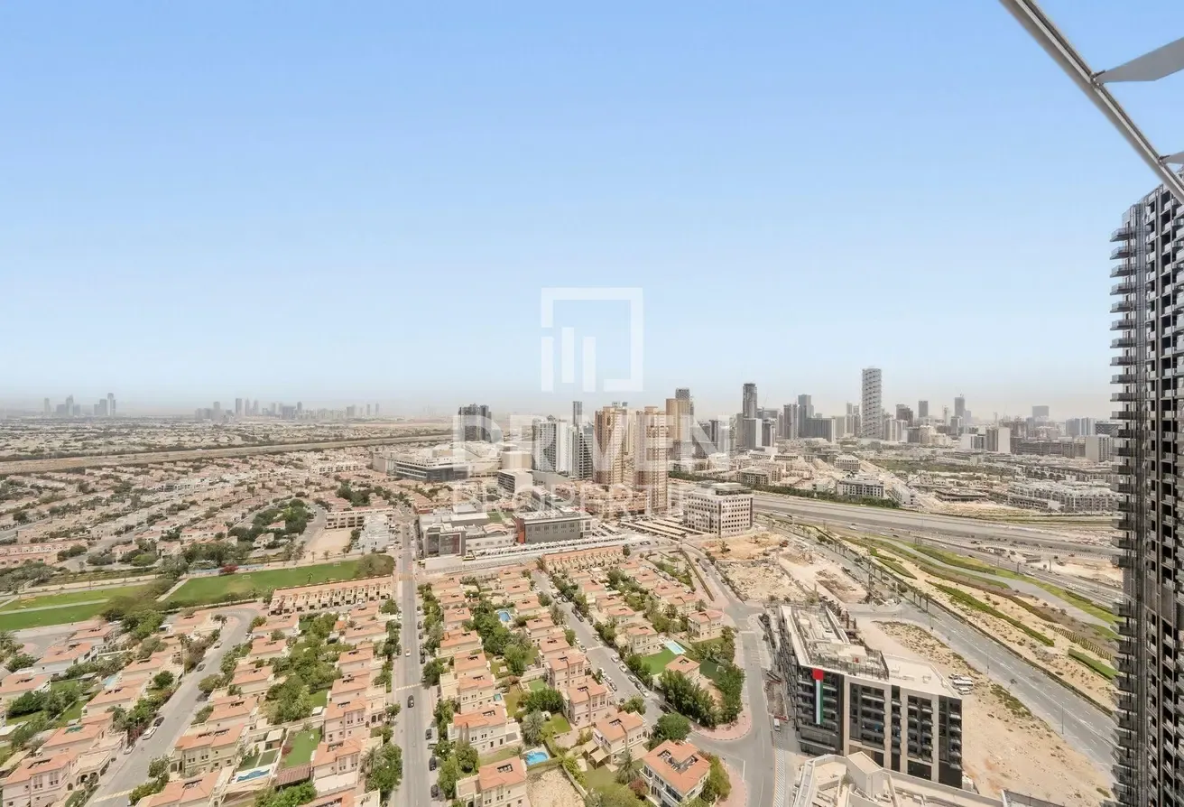 Ready to move in | Bright Apt | Prime Location