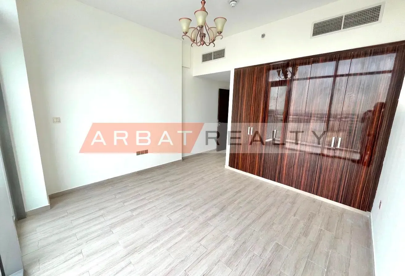 SPACIOUS | CLOSED KITCHEN | GREAT LOCATION