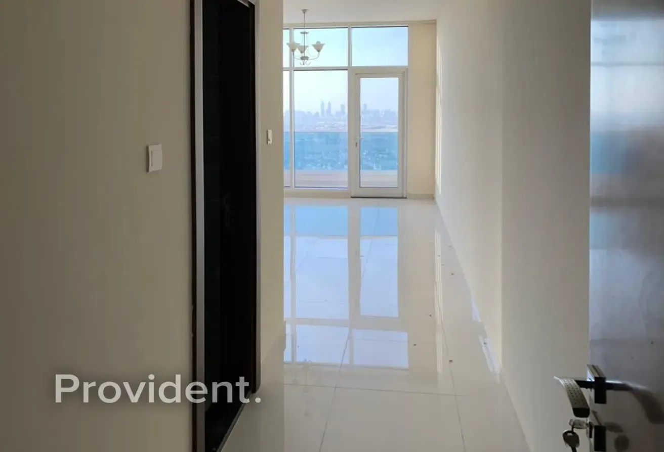 Unfurnished | Community view | Ready to move