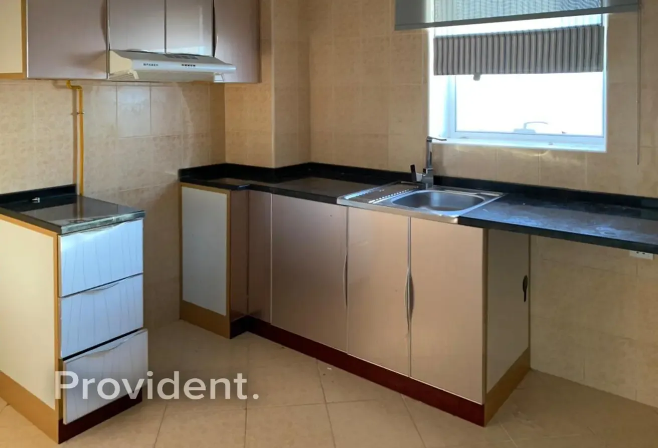 Unfurnished | Community view | Ready to move